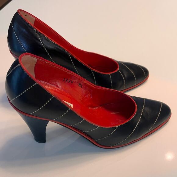 RARE VTG Gianfranco Ferre Black Leather Round Toe Pumps 8.5 - Picture 4 of 8
